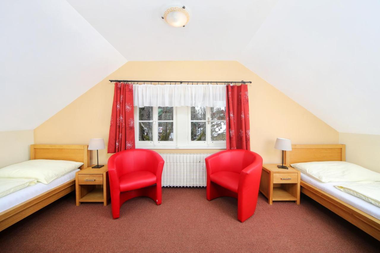 Hotel Erika Špindlerŭv Mlýn Esterno foto