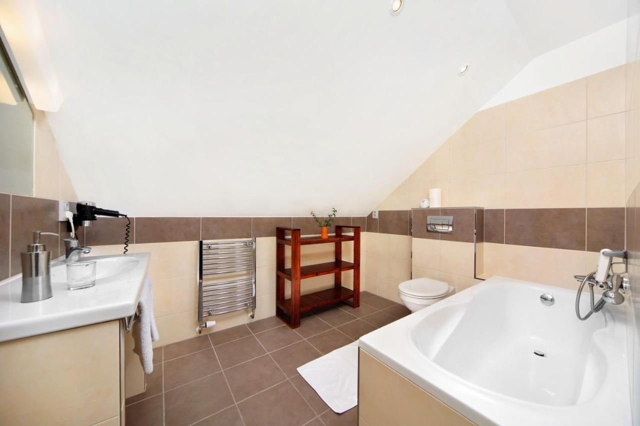 Hotel Erika Špindlerŭv Mlýn Esterno foto